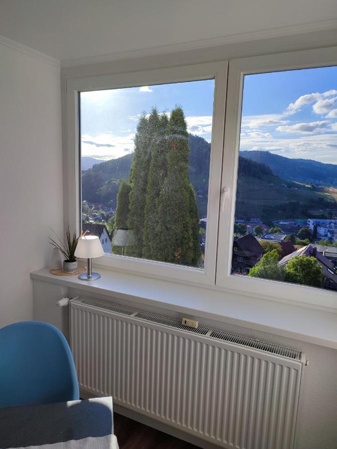 Gemuetliches Studio Mit Ausblick, Pool Und Wifi Apartamento Baiersbronn Exterior foto