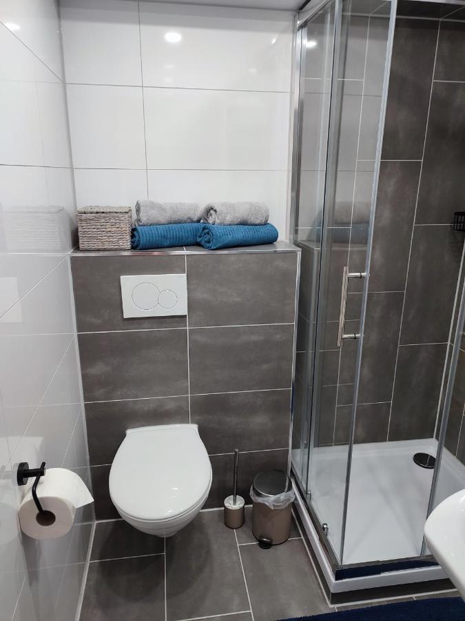 Gemuetliches Studio Mit Ausblick, Pool Und Wifi Apartamento Baiersbronn Exterior foto