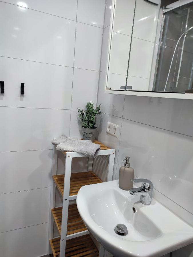 Gemuetliches Studio Mit Ausblick, Pool Und Wifi Apartamento Baiersbronn Exterior foto
