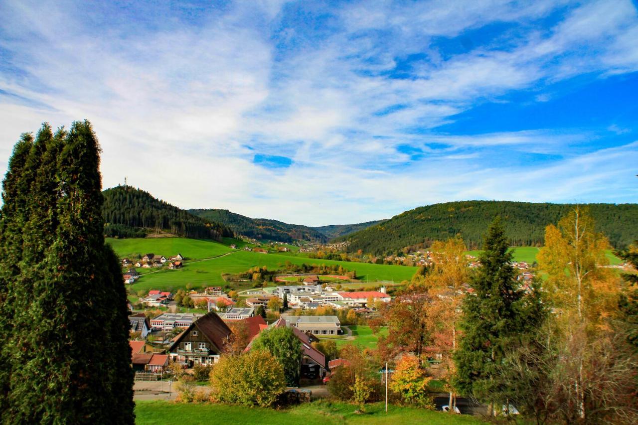 Gemuetliches Studio Mit Ausblick, Pool Und Wifi Apartamento Baiersbronn Exterior foto
